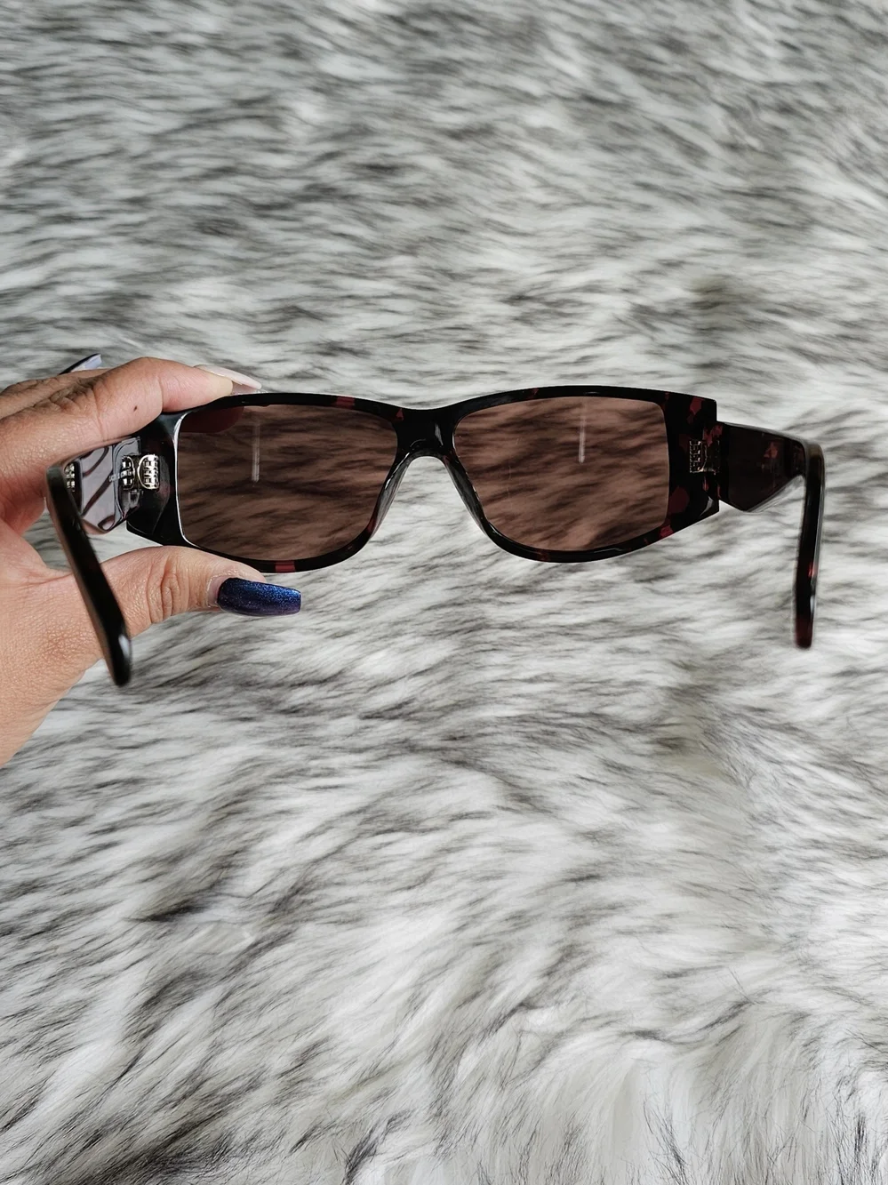 Celine cl40227u color